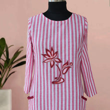 Load image into Gallery viewer, ELSA Cotton, Striped Kurta with Patch work Detail