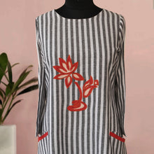 Load image into Gallery viewer, ELSA Cotton, Striped Kurta with Patch work Detail