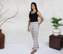 Load image into Gallery viewer, CHITRA Hand Block Pure Cotton Pant
