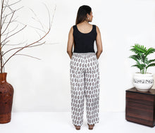 Load image into Gallery viewer, CHITRA Hand Block Pure Cotton Pant