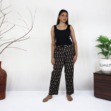 Load image into Gallery viewer, CHITRA Hand Block Pure Cotton Pant