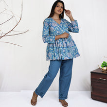Load image into Gallery viewer, TAANYA Cotton Jaipuri Block Print Angrakha Wrap Top with Side Tie