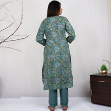 Load image into Gallery viewer, SATYA Pure Cotton, Jaipuri Block Print, Hand Embroidery Kurta with Chitra Pants