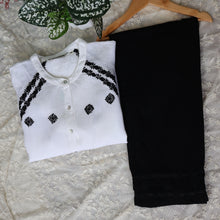Load image into Gallery viewer, ALISHA Pure Linen Hand Embroidered Kurta with embroidered pant