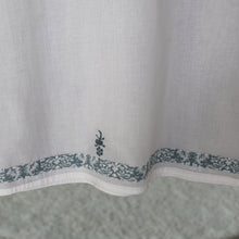 Load image into Gallery viewer, PALLAVI Cotton Mulmul Hand Embroidered Kurta