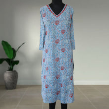 Load image into Gallery viewer, SATYA Pure Cotton, Jaipuri Block Print, Hand Embroidery Kurta with Chitra Pants