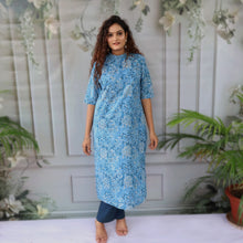 Load image into Gallery viewer, SHIKHA Printed Cotton Round Neck, Kurta, Regular and Plus Sizes