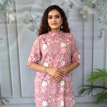 Load image into Gallery viewer, SHIKHA Printed Cotton Round Neck, Kurta, Regular and Plus Sizes