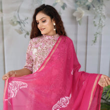 Load image into Gallery viewer, SHIKHA Printed Cotton Round Neck, Kurta, Regular and Plus Sizes