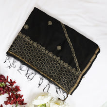 Load image into Gallery viewer, Chanderi Dupatta Hand Embroidery/ Chikankari with Mukaish work
