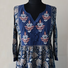 Load image into Gallery viewer, Megha Printed Pure Cotton Printed and Hand Embroidered Tunic/ Kurti
