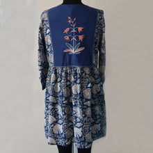 Load image into Gallery viewer, Megha Printed Pure Cotton Printed and Hand Embroidered Tunic/ Kurti
