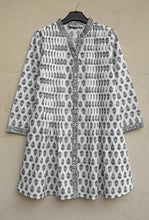Load image into Gallery viewer, Juno Pure Cotton Block Print Style Front Pleated Tunic
