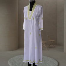 Load image into Gallery viewer, PALLAVI Cotton Mulmul Hand Embroidered Kurta
